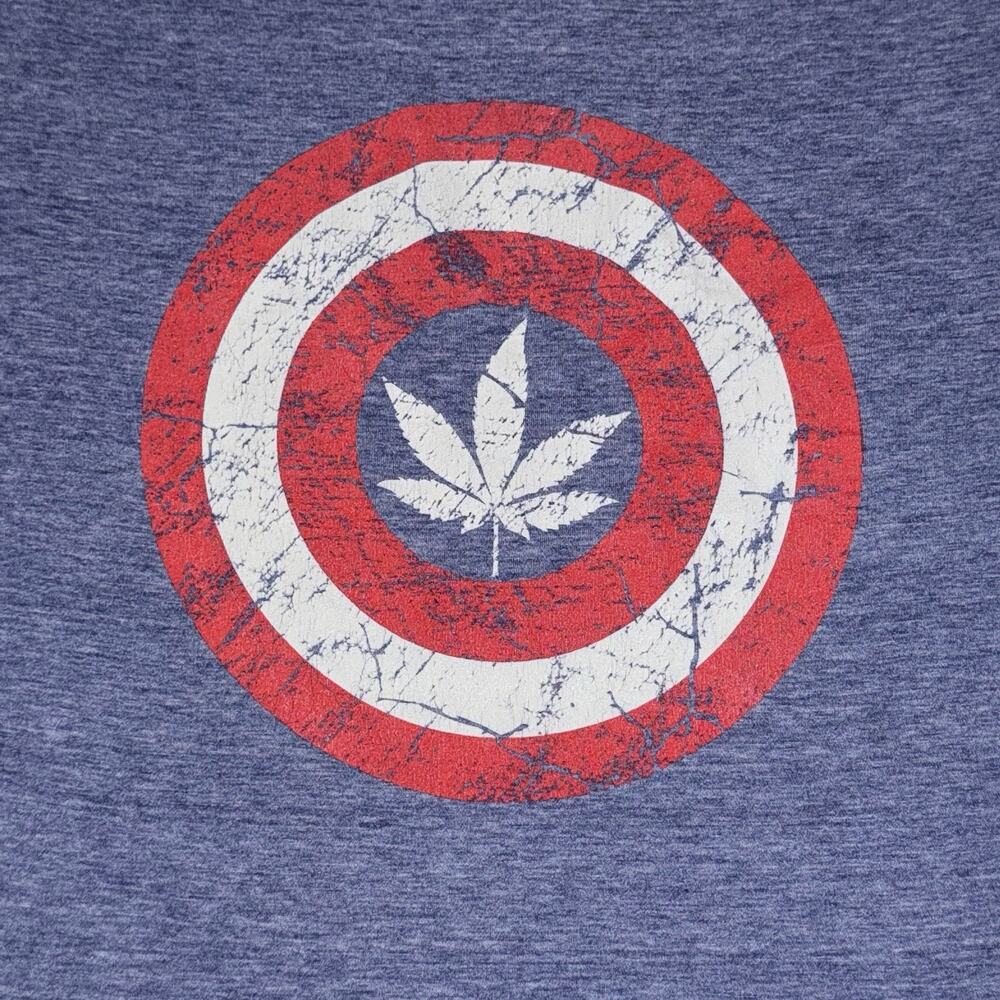Kaptain Kronic Funny Superhero Graphic Tee Stoner 420 Humor Size XL Casualwear